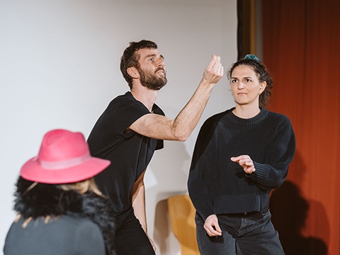 Improvisationstheater mit Janina Kutschan und den Asphaltalligatoren, Spielszene