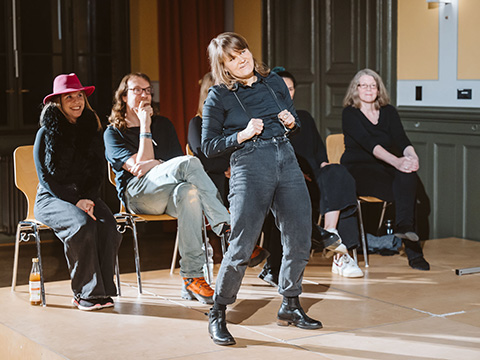 Improvisationstheater mit Janina Kutschan und den Asphaltalligatoren, Spielszene